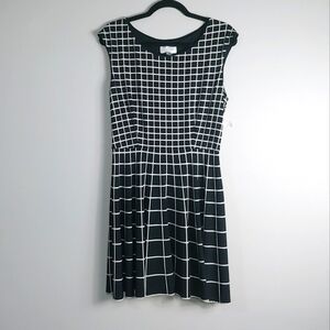 10 NWT Jessica Simpson Black & White Checkered Fit & Flare Dress